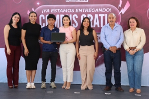 Foto de la Nota de Prensa Indira Vizcaíno inicia la entrega formal de ColiBecas Computadoras a estudiantes de universidades públicas