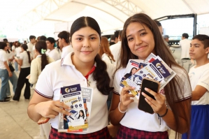 Foto de la Nota de Prensa Feria Profesiográfica fortalece orientación vocacional de estudiantes en Tecomán; el jueves será en Manzanillo