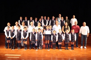 Foto de la Nota de Prensa Primaria “Melchor Ursúa Quiroz” T.M. gana Concurso de Interpretación del Himno Nacional Mexicano 2026
